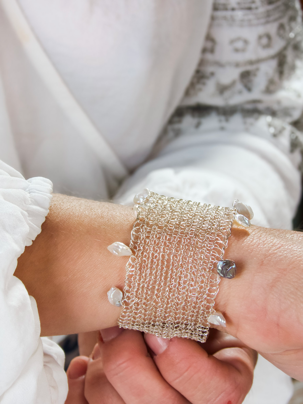 pulsera tejida 1
